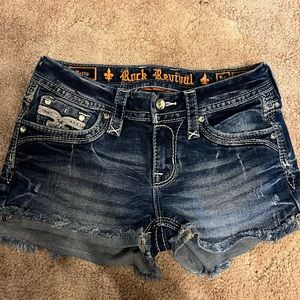 Rock Revival “Betty” jean shorts size 26 (short)